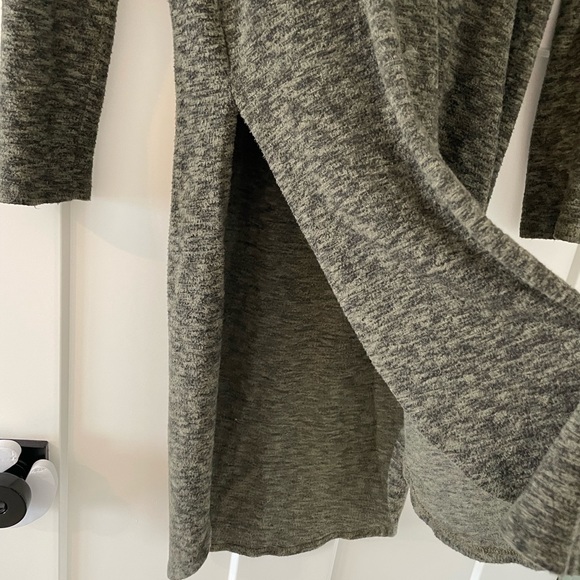 Paper Crane green tunic with hood. - Picture 3 of 4